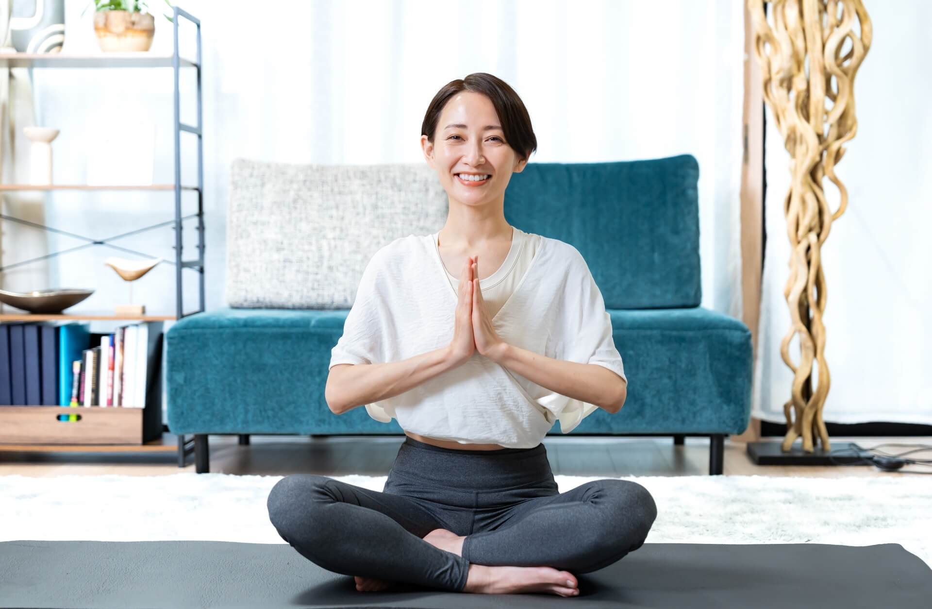 そもそもヨガで痩せるの？引き締まるのか比べる女性